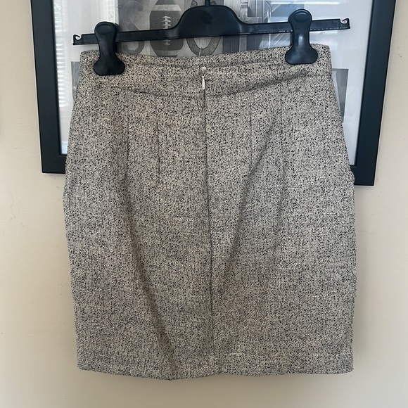 NWT! H&M Work Skirt - Size 4 - Picture 2 of 6
